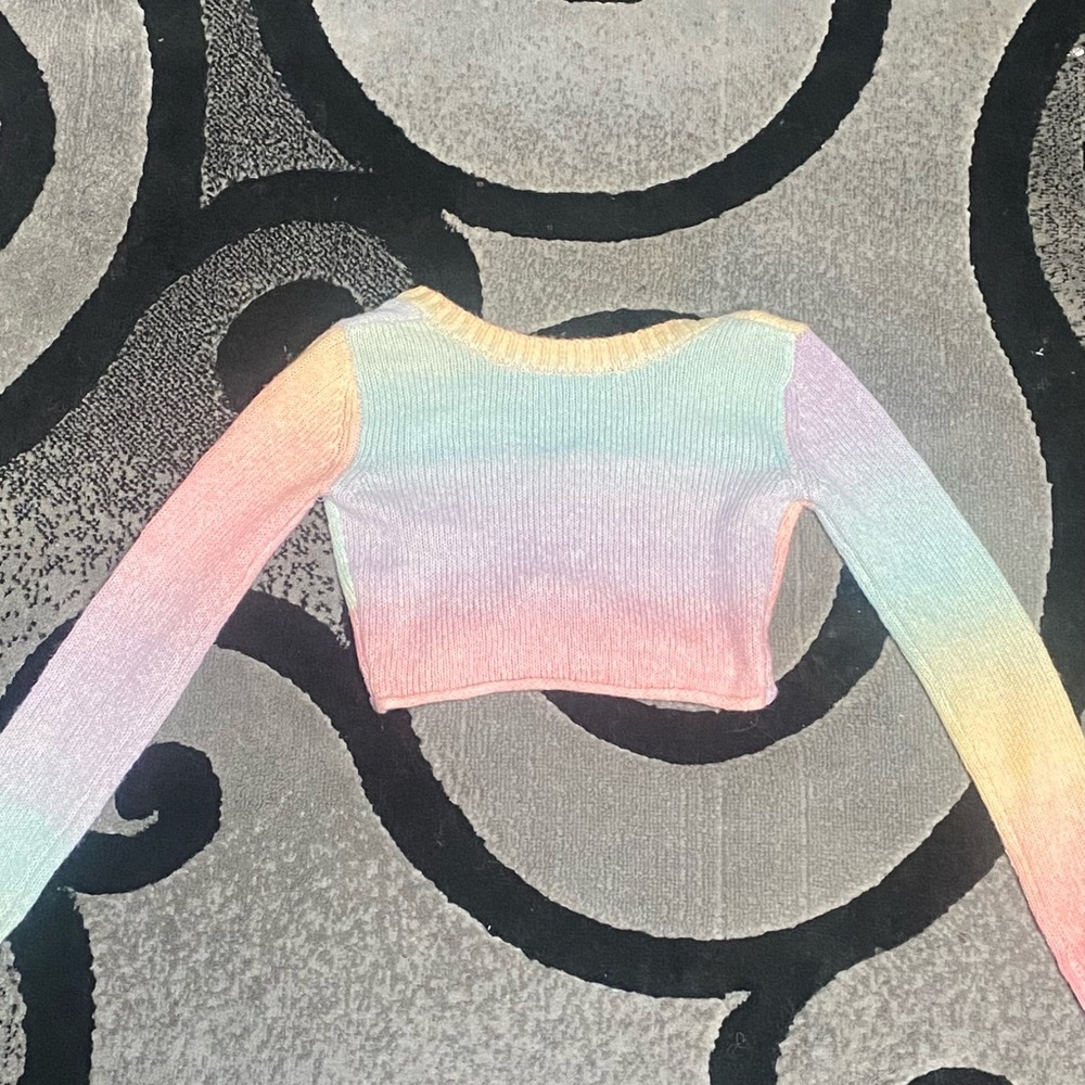 NEW Rainbow Pastel Crop Top XS in Women’s - Picture 3 of 3